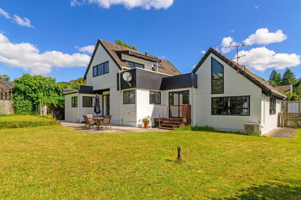 Rotorua Redwood Retreat Villa Екстериор снимка